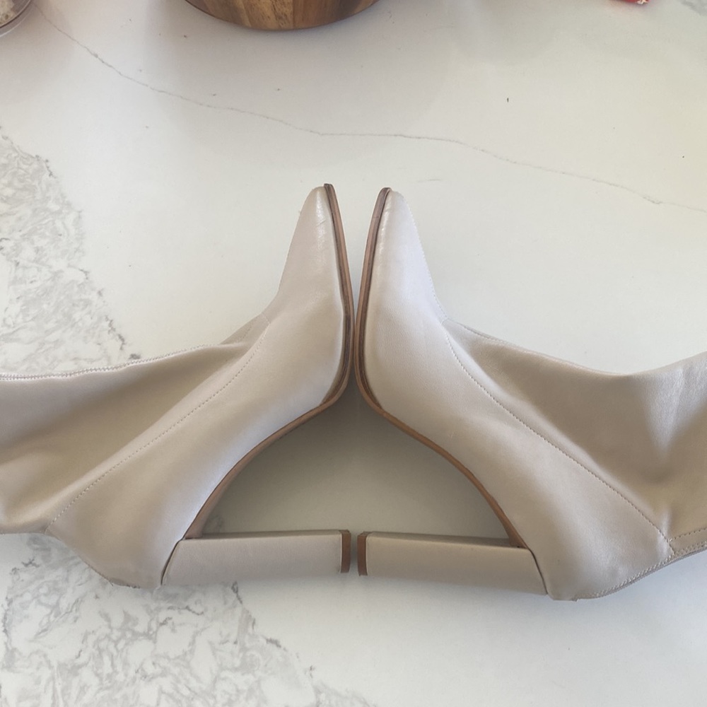 Alias Mae Booties‎ - Picture 5 of 8